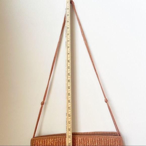 Woven Rectangle Ratan Clutch Purse - Picture 13 of 14